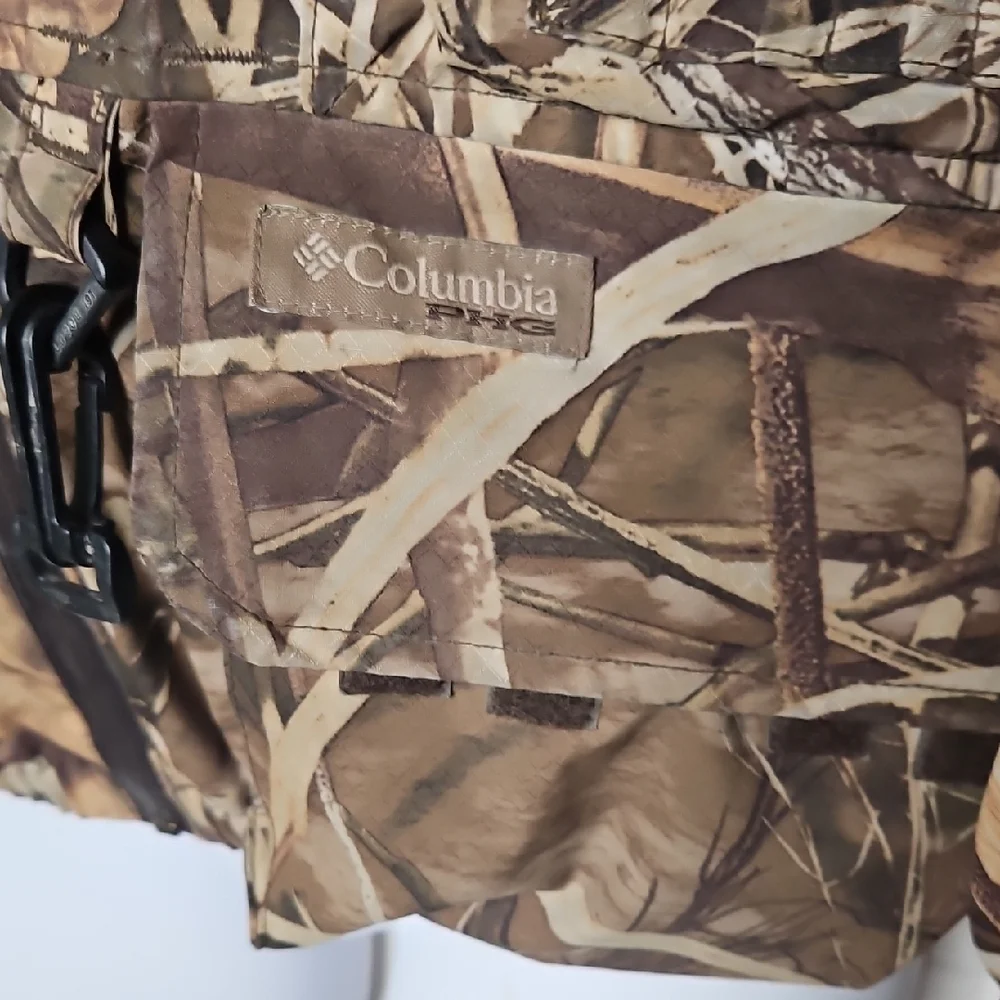 Columbia Men's PHG Omni Heat Tech Waterproof  Camouflage Jacket Size Medium